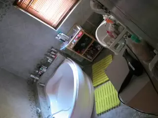Julmodels Bathroom 1st Floor-2's Live Sex Cam Show