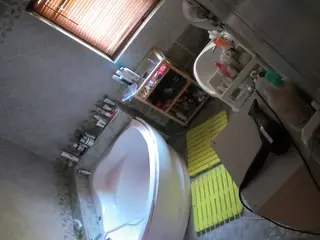 Julmodels Bathroom 1st Floor-2's Live Sex Cam Show