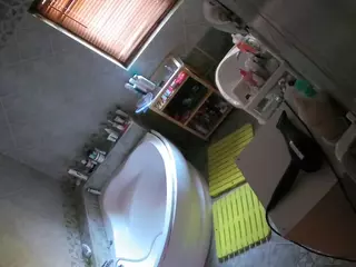 Julmodels Bathroom 1st Floor-2's Live Sex Cam Show