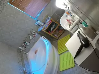Julmodels Bathroom 1st Floor-2's Live Sex Cam Show