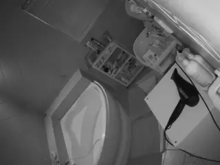 Julmodels Bathroom 1st Floor-2's Live Sex Cam Show