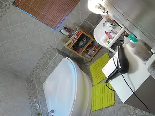 Julmodels Bathroom 1st Floor-2's Live Sex Cam Show