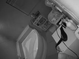 Julmodels Bathroom 1st Floor-2's Live Sex Cam Show
