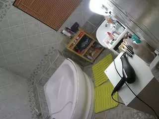 Julmodels Bathroom 1st Floor-2's Live Sex Cam Show