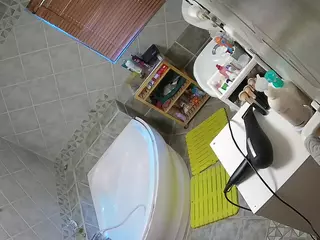 Julmodels Bathroom 1st Floor-2's Live Sex Cam Show