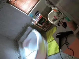 Julmodels Bathroom 1st Floor-2's Live Sex Cam Show