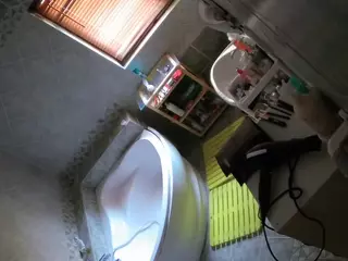 Julmodels Bathroom 1st Floor-2's Live Sex Cam Show