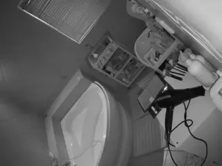 Julmodels Bathroom 1st Floor-2's Live Sex Cam Show