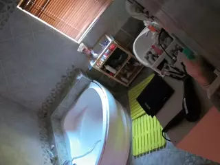 Julmodels Bathroom 1st Floor-2's Live Sex Cam Show