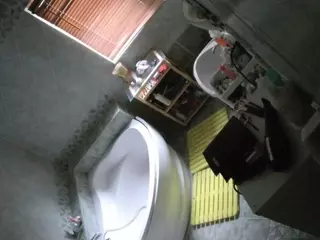Julmodels Bathroom 1st Floor-2's Live Sex Cam Show