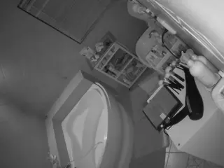 Julmodels Bathroom 1st Floor-2's Live Sex Cam Show