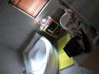 Julmodels Bathroom 1st Floor-2's Live Sex Cam Show