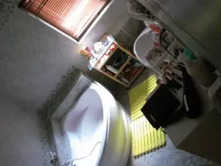 Julmodels Bathroom 1st Floor-2's Live Sex Cam Show