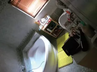 Julmodels Bathroom 1st Floor-2's Live Sex Cam Show