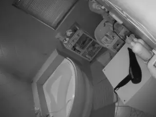 Julmodels Bathroom 1st Floor-2's Live Sex Cam Show