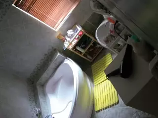 Julmodels Bathroom 1st Floor-2's Live Sex Cam Show
