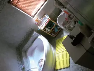 Julmodels Bathroom 1st Floor-2's Live Sex Cam Show