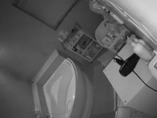 Julmodels Bathroom 1st Floor-2's Live Sex Cam Show