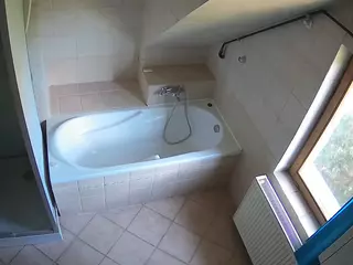 Julmodels Bathroom 2nd Floor-1's Live Sex Cam Show