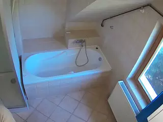 Julmodels Bathroom 2nd Floor-1's Live Sex Cam Show