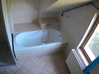 Julmodels Bathroom 2nd Floor-1's Live Sex Cam Show
