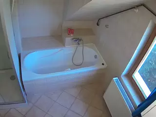 Julmodels Bathroom 2nd Floor-1's Live Sex Cam Show