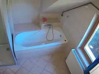 Julmodels Bathroom 2nd Floor-1's Live Sex Cam Show