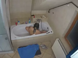Julmodels Bathroom 2nd Floor-1's Live Sex Cam Show