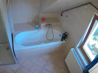 Julmodels Bathroom 2nd Floor-1's Live Sex Cam Show