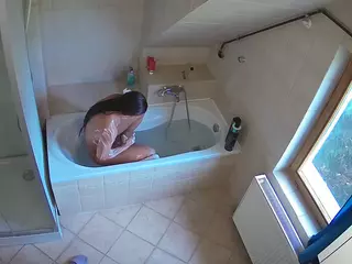 Julmodels Bathroom 2nd Floor-1's Live Sex Cam Show