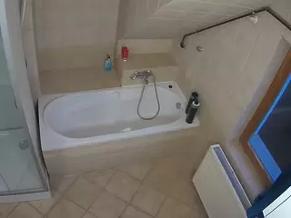 Julmodels Bathroom 2nd Floor-1's Live Sex Cam Show