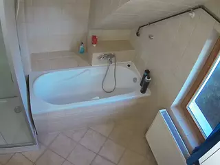 Julmodels Bathroom 2nd Floor-1's Live Sex Cam Show