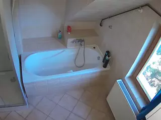 Julmodels Bathroom 2nd Floor-1's Live Sex Cam Show