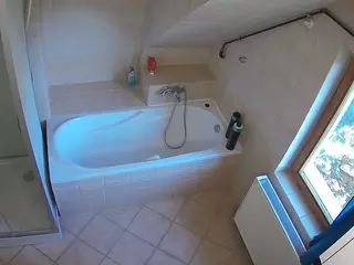 Julmodels Bathroom 2nd Floor-1's Live Sex Cam Show