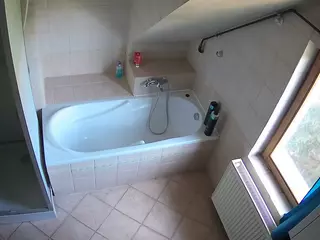 Julmodels Bathroom 2nd Floor-1's Live Sex Cam Show