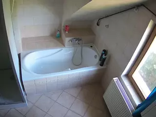 Julmodels Bathroom 2nd Floor-1's Live Sex Cam Show