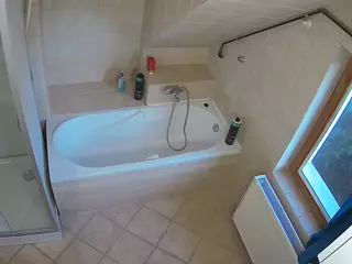 Julmodels Bathroom 2nd Floor-1's Live Sex Cam Show