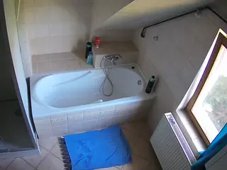 Julmodels Bathroom 2nd Floor-1's Live Sex Cam Show