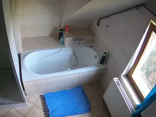 Julmodels Bathroom 2nd Floor-1's Live Sex Cam Show