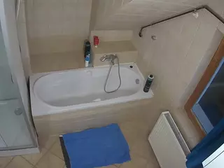 Julmodels Bathroom 2nd Floor-1's Live Sex Cam Show