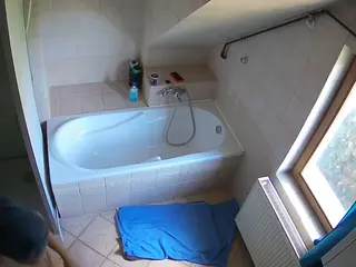 Julmodels Bathroom 2nd Floor-1's Live Sex Cam Show