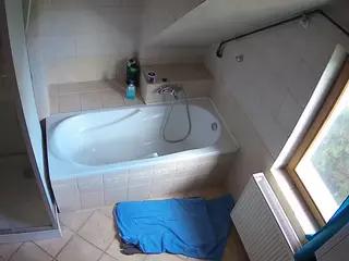 Julmodels Bathroom 2nd Floor-1's Live Sex Cam Show