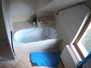 Julmodels Bathroom 2nd Floor-1's Live Sex Cam Show