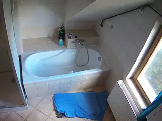Julmodels Bathroom 2nd Floor-1's Live Sex Cam Show