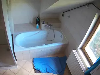 Julmodels Bathroom 2nd Floor-1's Live Sex Cam Show