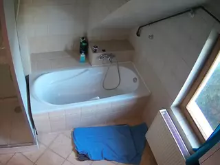 Julmodels Bathroom 2nd Floor-1's Live Sex Cam Show
