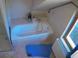 Julmodels Bathroom 2nd Floor-1's Live Sex Cam Show
