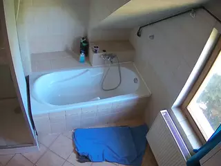 Julmodels Bathroom 2nd Floor-1's Live Sex Cam Show