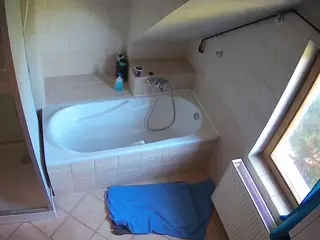 Julmodels Bathroom 2nd Floor-1's Live Sex Cam Show