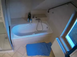 Julmodels Bathroom 2nd Floor-1's Live Sex Cam Show